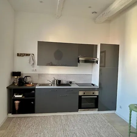 Elegance Centre * Sète